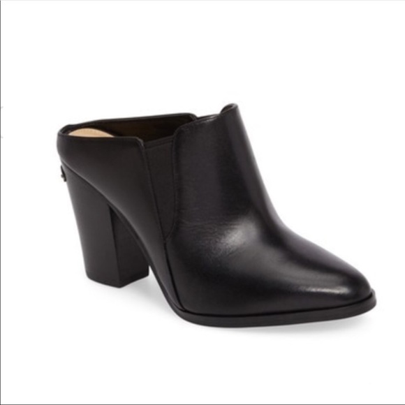 MICHAEL Michael Kors Shoes - NIB MICHAEL Michael Kors – Braden Closed Toe Mule